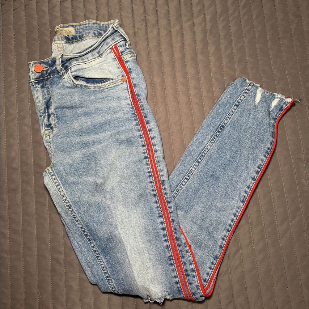 zara basic blue jeans with red stripes